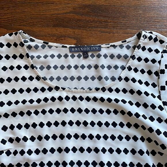 Brixon Ivy White & Black Patterned Blouse - Picture 3 of 7